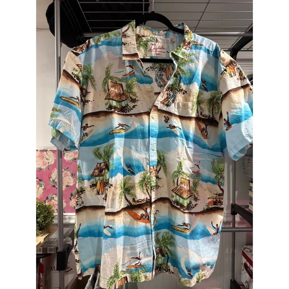 Kahala aloha shirt Hawaiian